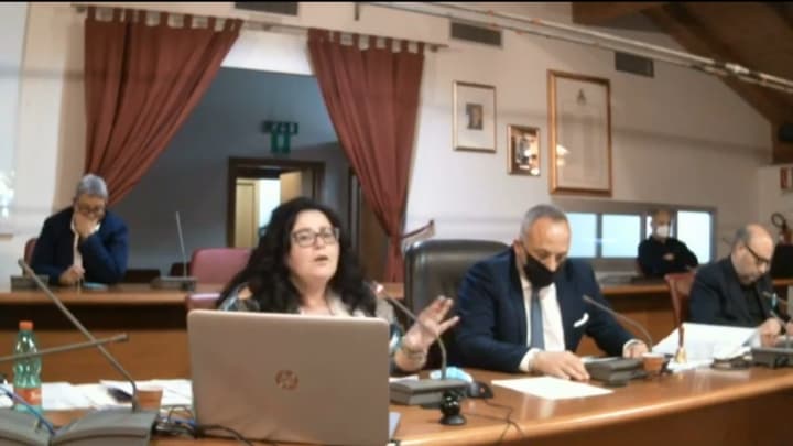 Formia. Lega-FdL-UdC attaccano Villa: "Formia è politicamente ed istituzionalmente isolata per una responsabilità diretta del Sindaco"
