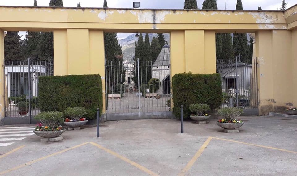 Il "NO" dei cittadini al forno crematorio a Formia