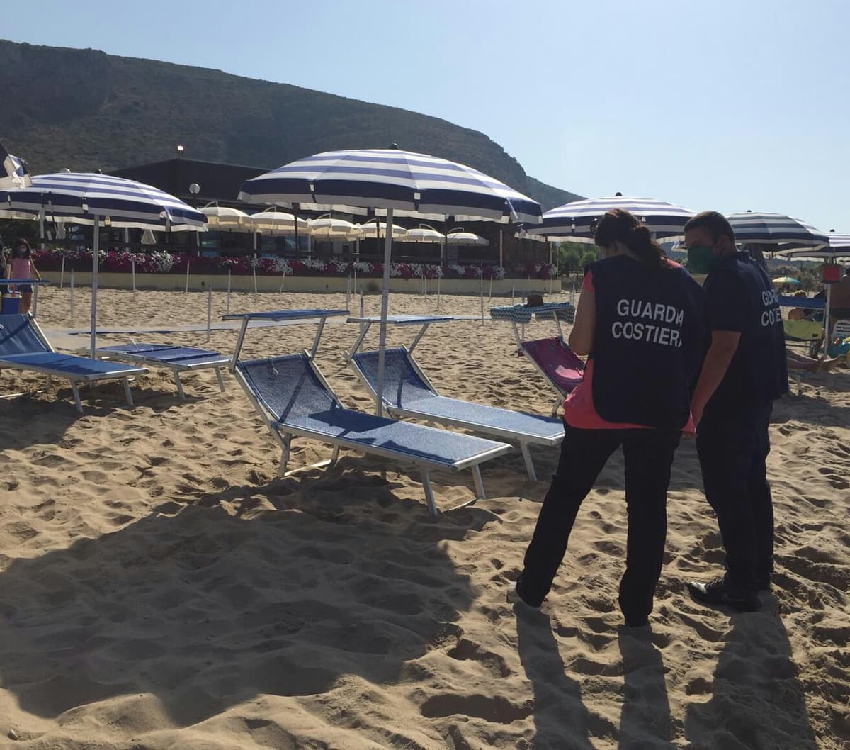 GUARDIA COSTIERA NON DEMORDE: CONTROLLI SULLE SPIAGGE LIBERE DA MINTURNO A GAETA