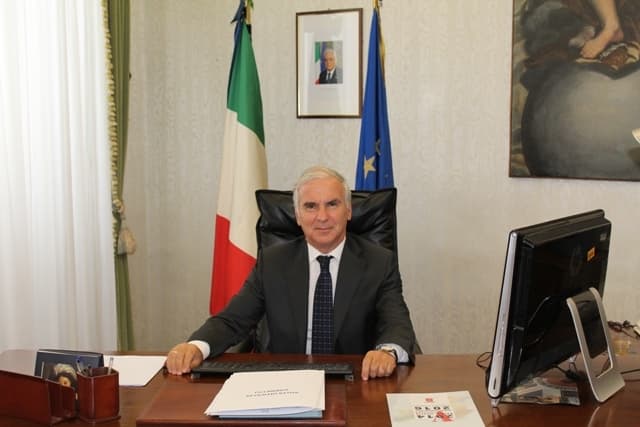 PREFETTURA: CAMBIO DELLA GUARDIA E ON. TRANO INVITA AL CONTRASTO DELLE MAFIE