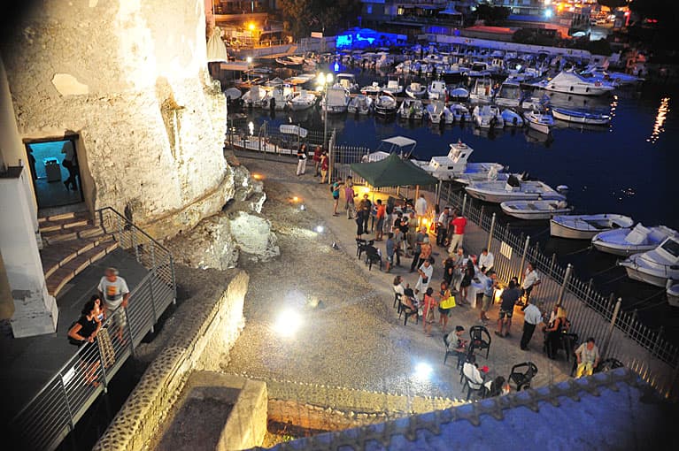 Formia / Secondo appuntamento per la rassegna estiva "Fuori dalle Righe Summer"