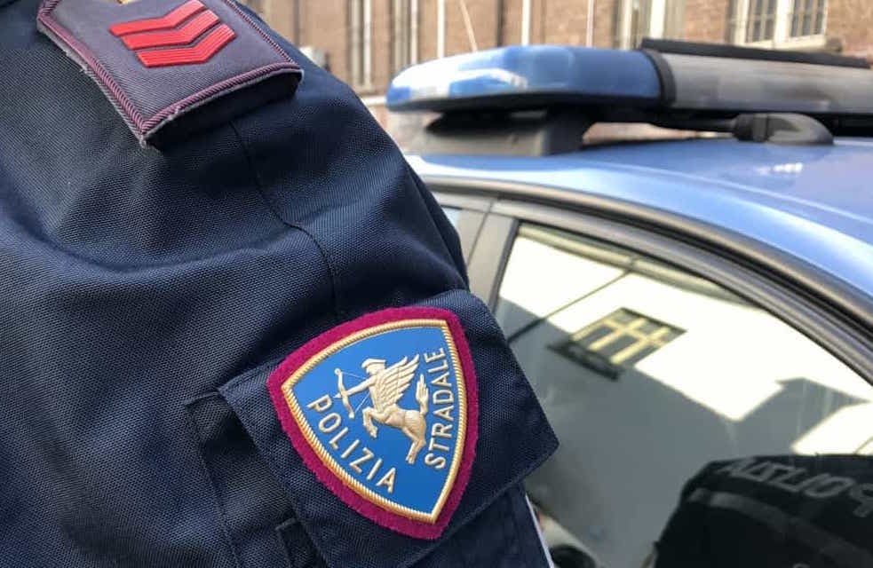 POLIZIA STRADALE IMPEGNATA PER UN FERRAGOSTO SICURO SULLE STRADE PONTINE