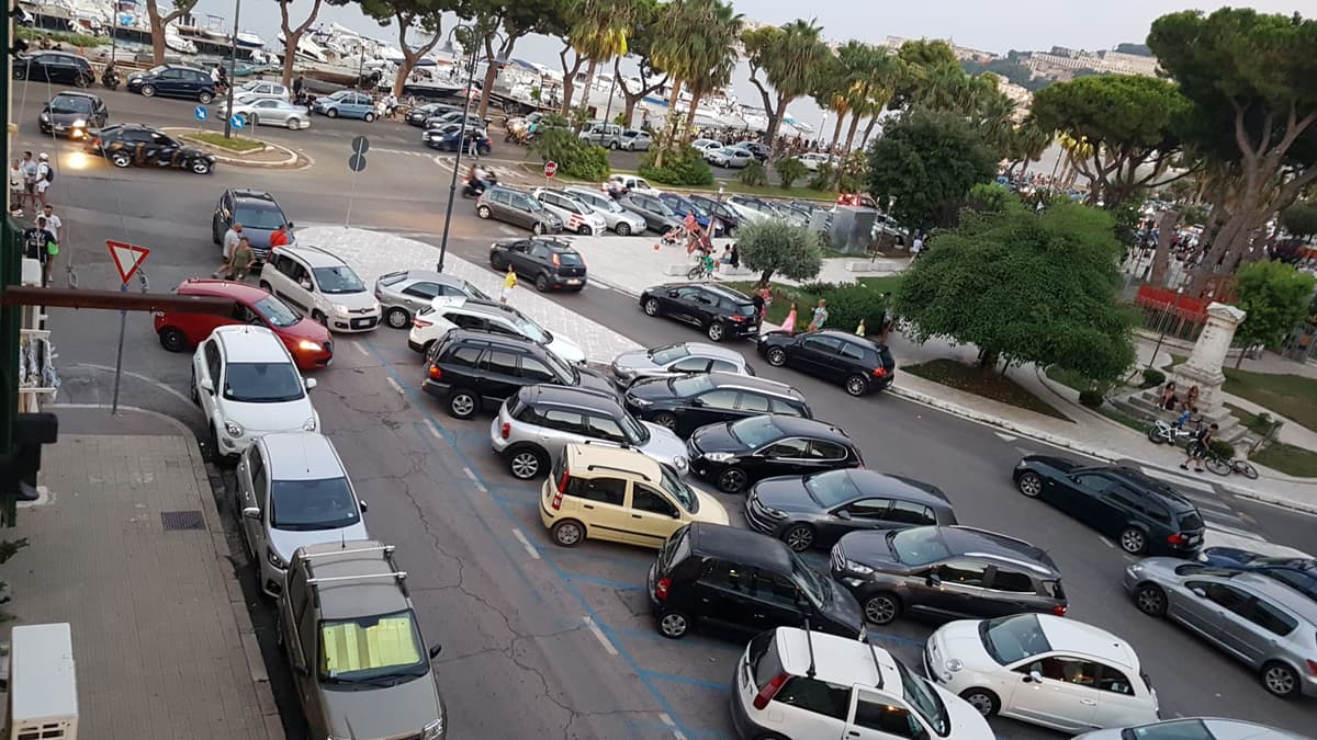 GAETA, I PARCHEGGI E LE PROPOSTE DELLA MINORANZA