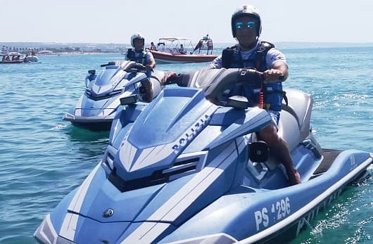 POLIZIA INTERVIENE A FONDI, SPERLONGA, TERRACINA, CISTERNA CON OGNI MEZZO ANCHE PER REATI MOLTO GRAVI