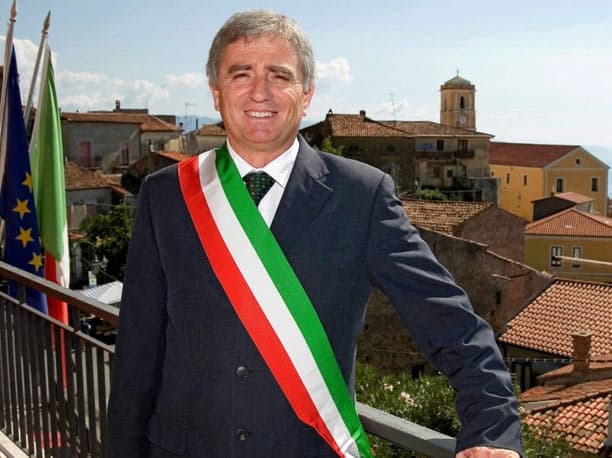 FORMIA: PAOLA VILLA RICORDA UN UOMO NORMALE ANGELO VASSALLO, TRUCIDATO DIECI ANNI FA