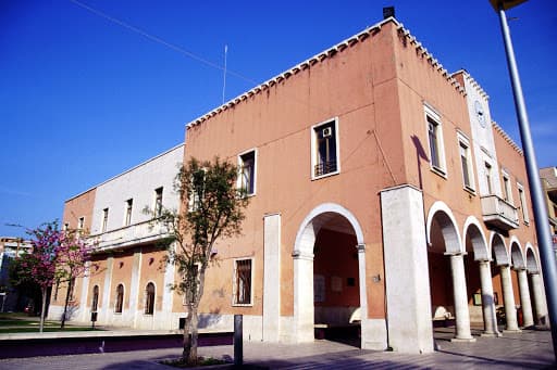 MINORENNE ALGERINO SBARCATO A LAMPEDUSA, FUGGE DAL CENTRO DI FRATTAMAGGIORE E TENTA DI RUBARE UN'AUTO IN TERRA PONTINA