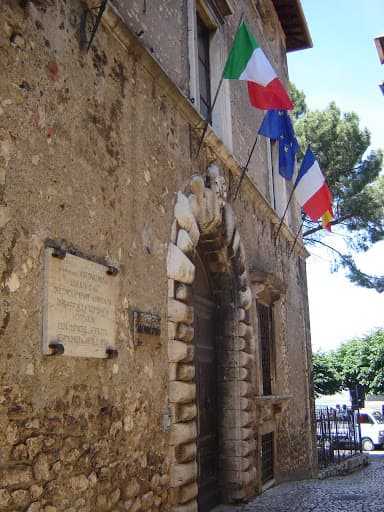 QUATTRO ARRESTI STANOTTE PER GLI ATTENTATI A DANNO DEL SINDACO E VICE SINDACO DEL COMUNE DI SERMONETA