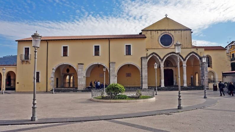 SAN FRANCESCO: LE FUNZIONI NELLE SUE CHIESE DI FONDI E DI MINTURNO