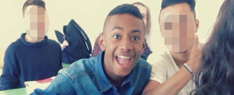 MINTURNO: MARCACCIO CHIEDE DI ESPORRE LA BANDIERA A MEZZ'ASTA IN ONORE DI WILLY MONTEIRO DUARTE