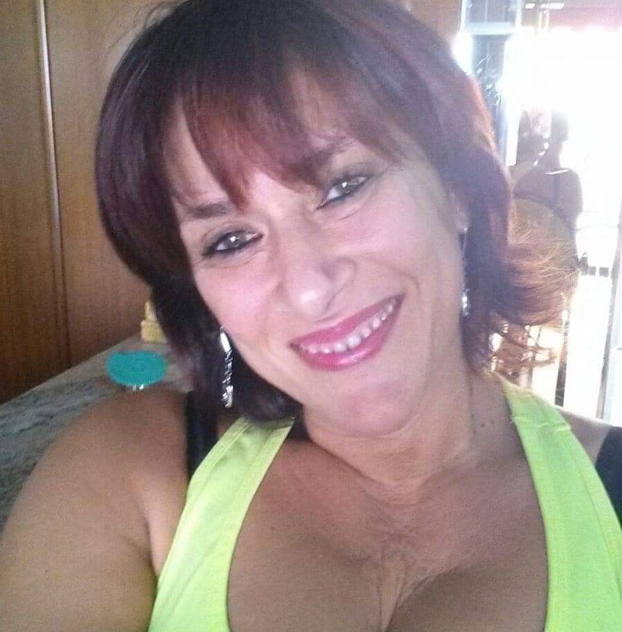 SCAURI: SI E' SPENTO IL SORRISO DI ANGELA DE VITA, MOGLIE DI RINO TITOLARE DEL BAR VEZZA