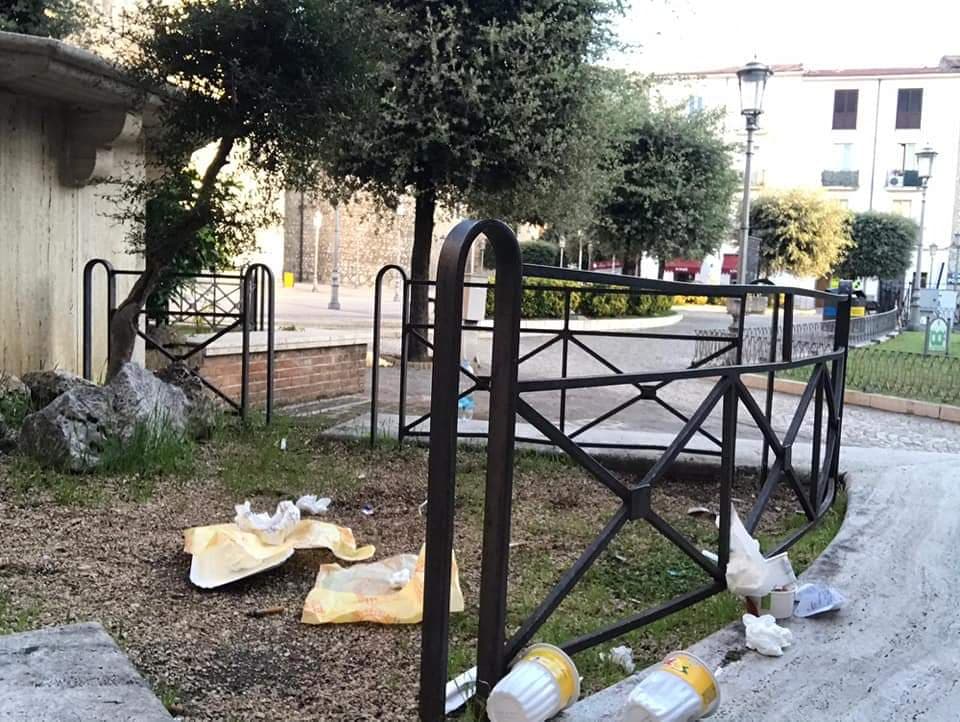 L'ACCUSA DEL GRUPPO CONSILIARE CAMMINARE INSIEME: CENTRO DI FONDI E' FUORI CONTROLLO