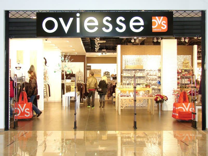 RUMENO PREGIUDICATO VENTITREENNE ARRESTATO PER AVER RUBATO ABITI ALL'OVIESSE
