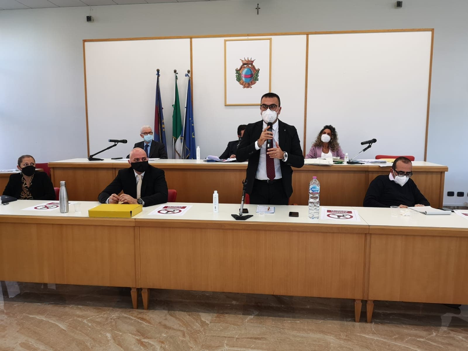 FONDI: RESOCONTO DEL CONSIGLIO COMUNALE, OGGI 18 NOVEMBRE HA TRATTATO OTTO PUNTI