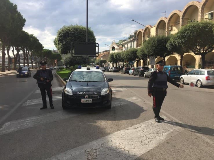 GAETA: POSITIVO AL COVID, CIRCOLAVA CON L'AUTO VIOLANDO LE PRESCRIZIONI DEL DPCM
