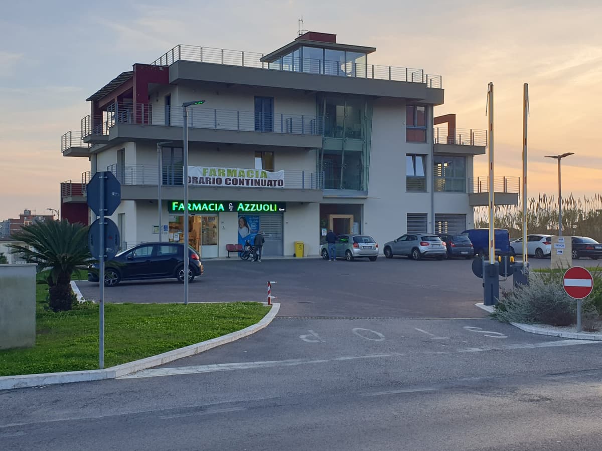 FORMIA: LA FARMACIA AZZUOLI ESEMPIO DI BUON SERVIZIO ALLA COMUNITA' A 360 GRADI