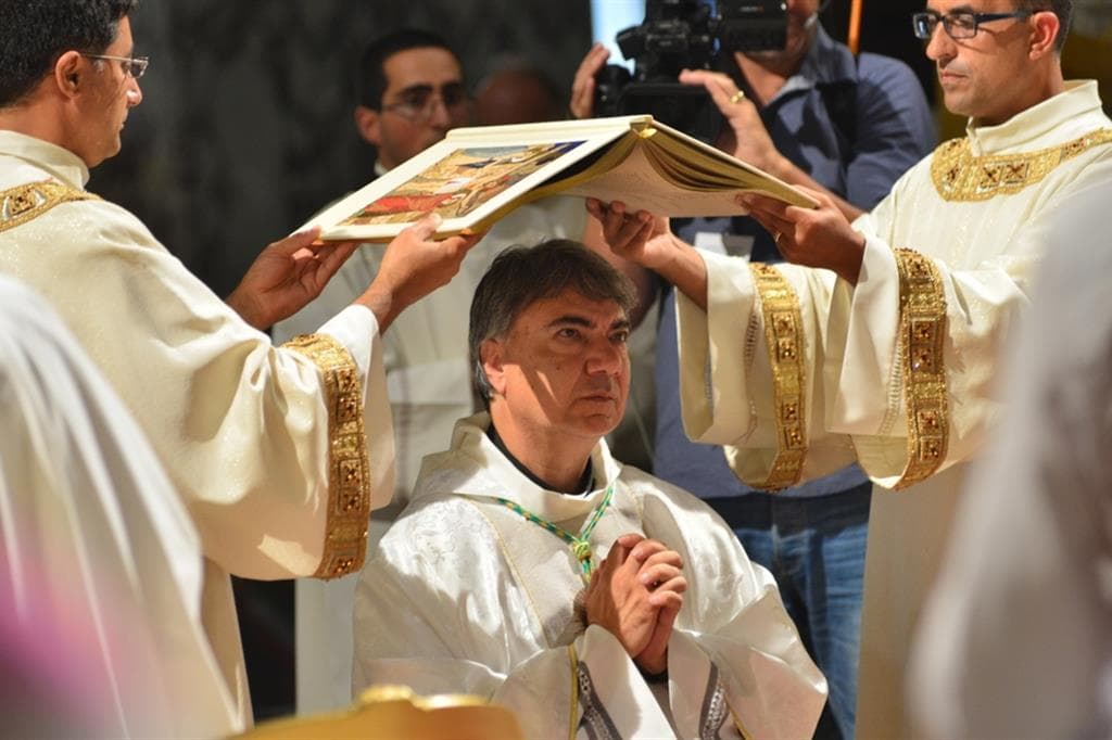 MONS. BATTAGLIA E' IL NUOVO VESCOVO DI NAPOLI, PER ORA MONS. VARI RESTA TRA DI NOI