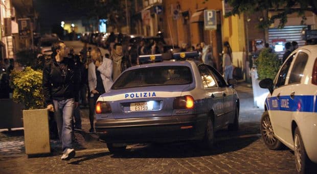 SERAPO DI GAETA: POLIZIA INTERROMPE UNA RISSA TRA 18 GIOVANI FORMIANI, FONDANI E GAETANI