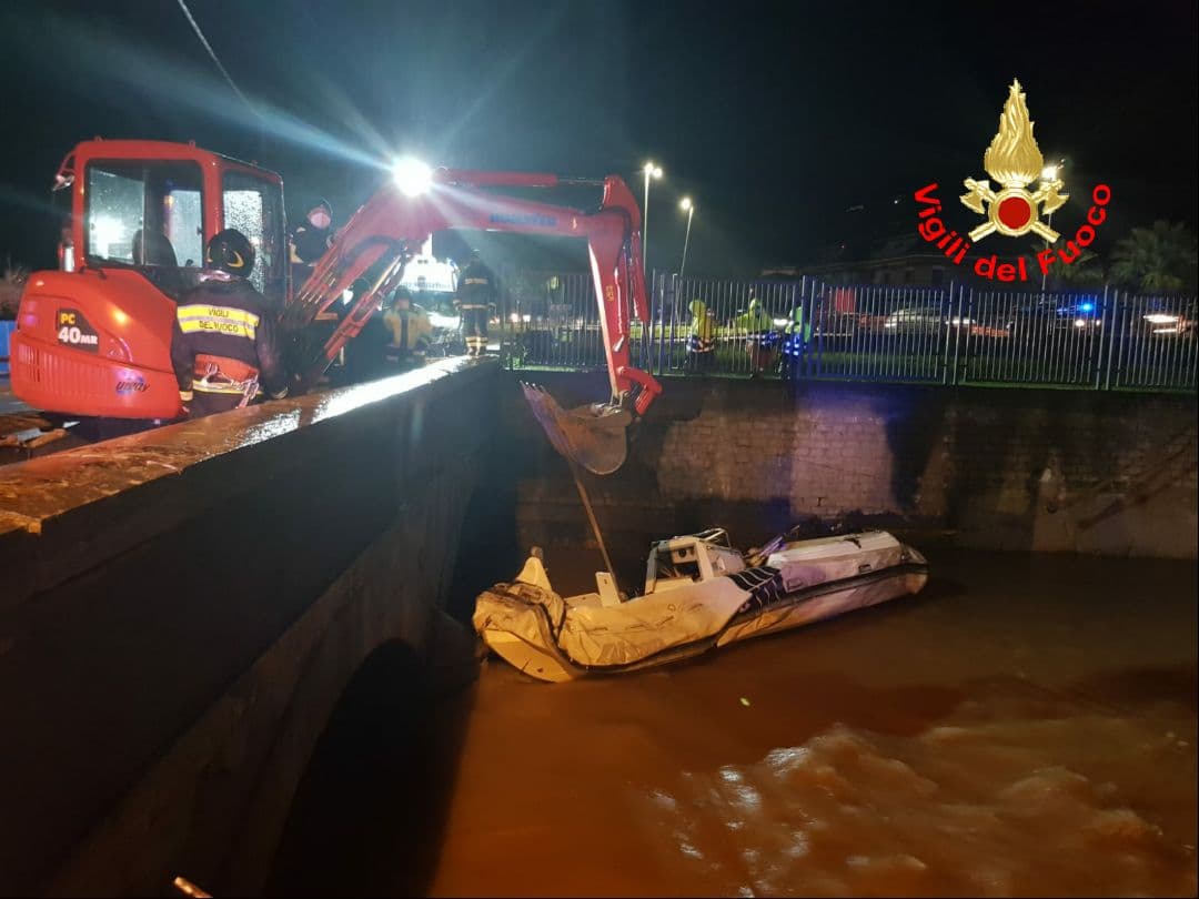 I VIGILI DEL FUOCO INTERVENGONO NEI COMUNI DI FORMIA E DI GAETA PER VARIE EMERGENZE
