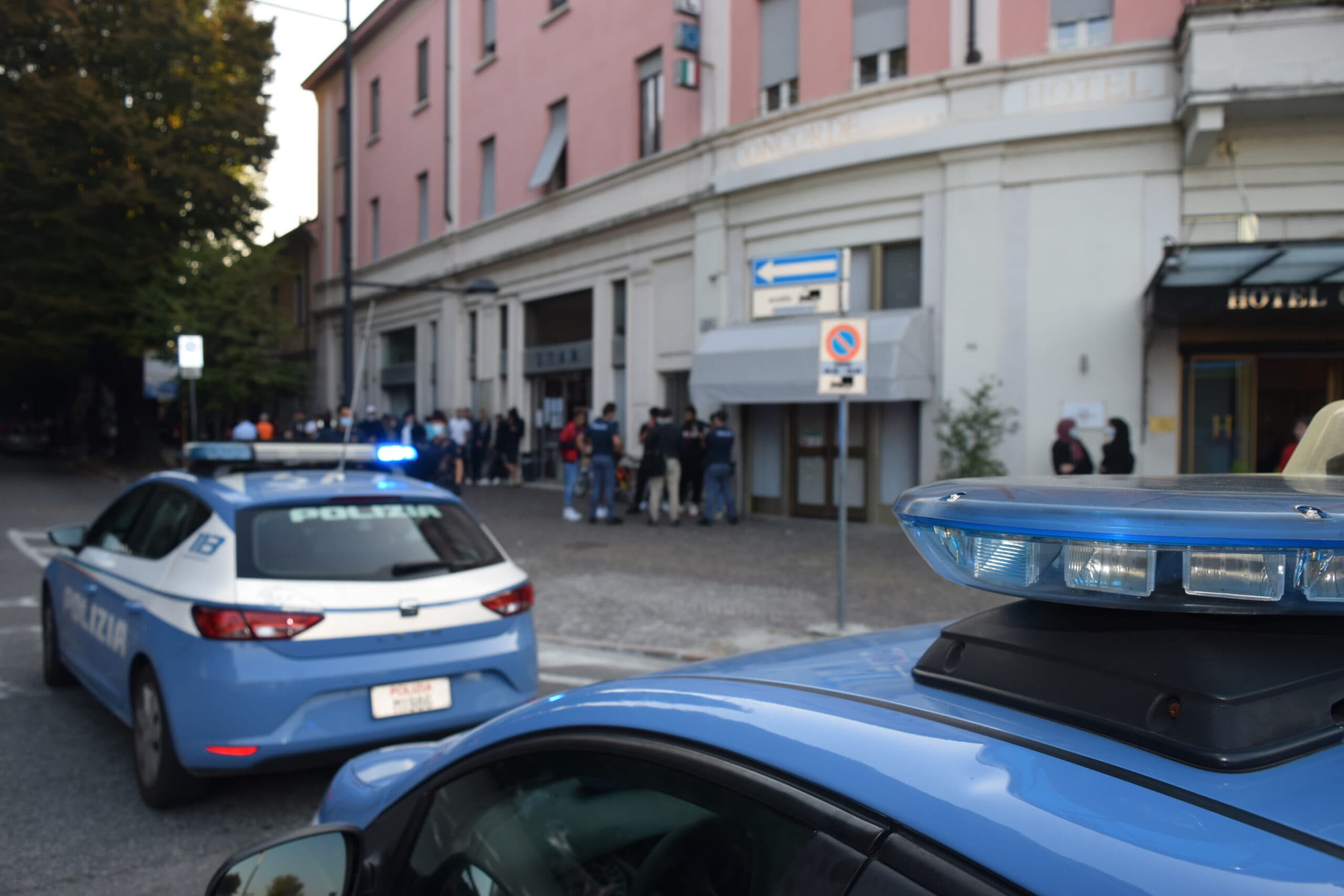 NEGOZIO VIOLA LA CAPIENZA DI PUBBLICO, SANZIONATO PER LE NORME ANTICOVID 400 EURO
