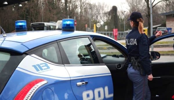 CODICE ROSSO: UNA DONNA MALTRATTA E MINACCIA CON COLTELLO IL PROPRIO MARITO