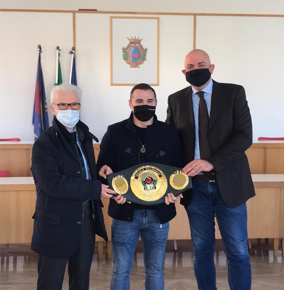 FONDI - MASCHIETTO INCONTRA IL CAMPIONE MONDIALE DI COXE MICHAEL LONEWOLF MAGNESI