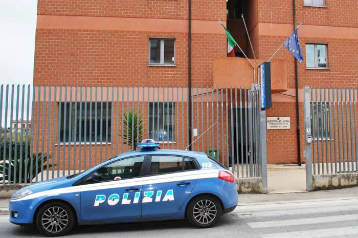 DUE GIOVANI EGIZIANI SOPRESI CON DROGA PRESSO SCALO FERROVIARIO DALLA POLIZIA