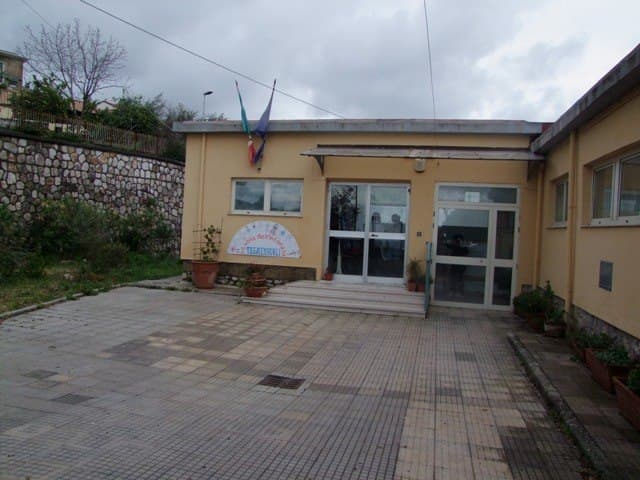 MINTURNO: IL SINDACO STEFANELLI CHIUDE PER COVID-19 SCUOLA PER L'INFANZIA TREMENSUOLI