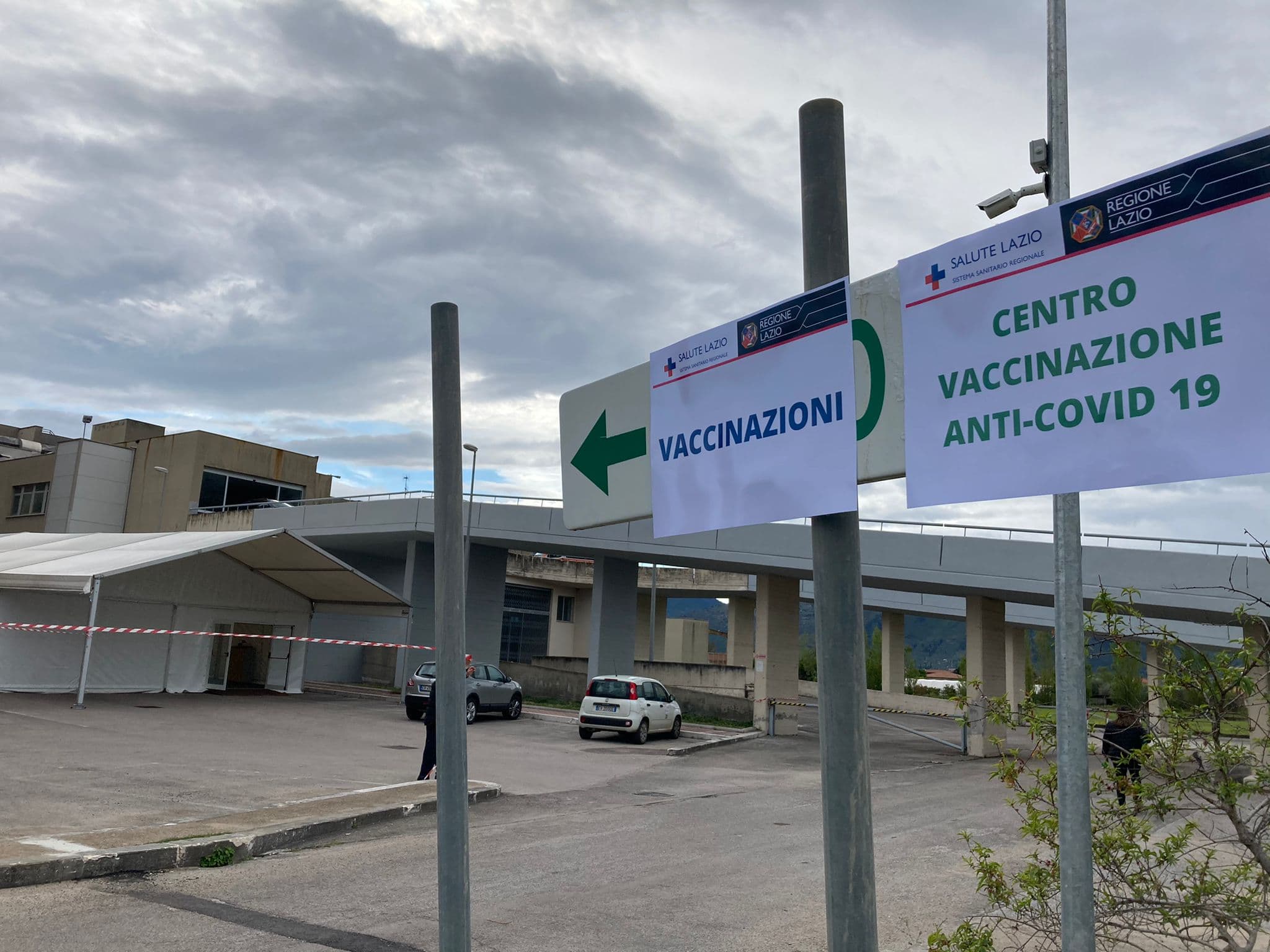 Vaccinazioni: inaugurata all'ospedale di Fondi una nuova tensostruttura