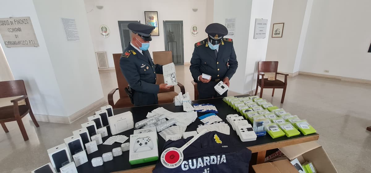 Guardia di Finanza: sequestrati oltre centomila articoli non sicuri, doveroso tutelare gli operatori economici onesti