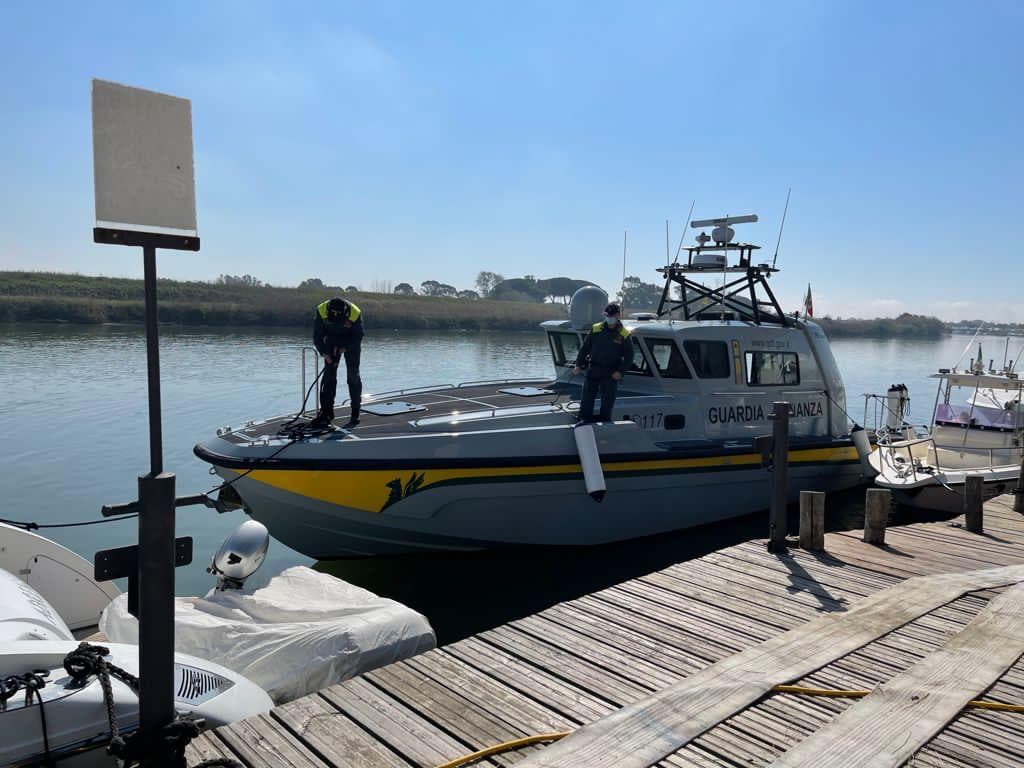Operazione Ghost Shipyard: Le fiamme gialle sequestrano un cantiere navale