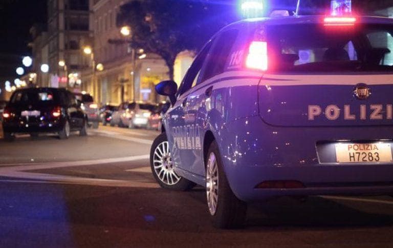 Polizia: controlli nella movida del sabato sera e anche sui minicar utilizzati illegalmente