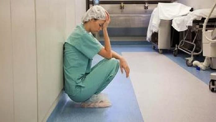 Pregiudicato presso il SER.D. cerca di prendere prontuario medico e aggredisce infermiera