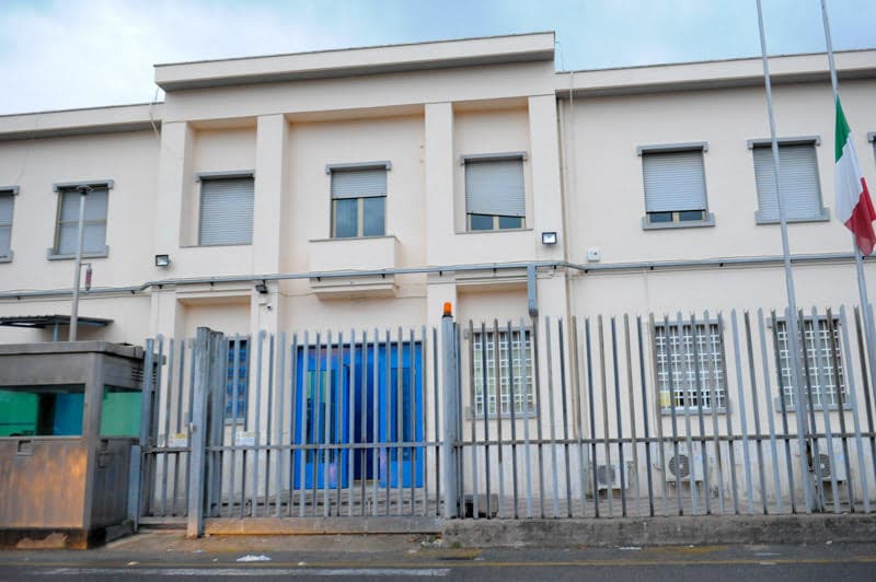 Polizia: condanna definitiva di 4 anni per uomo di 48 anni responsabile di furti in appartamento