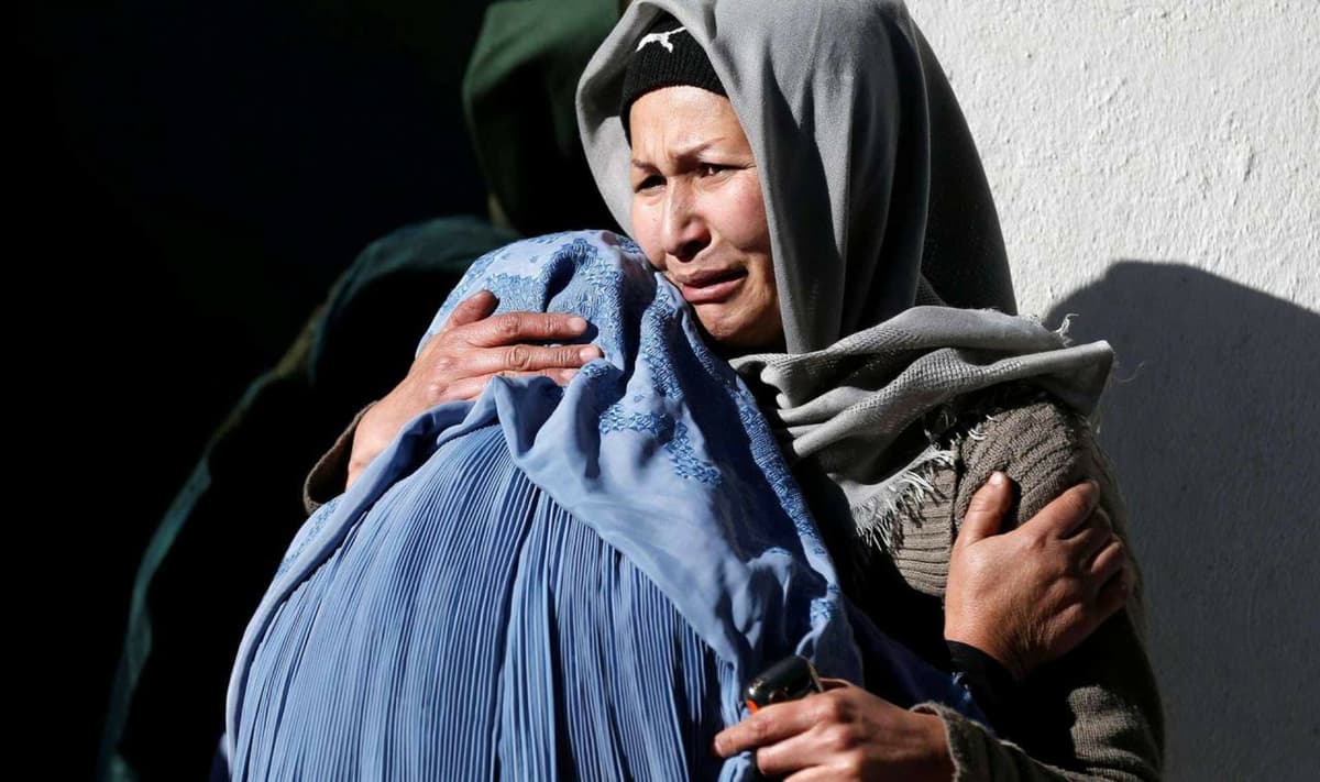 Kabul: appello di Silvia Costa per una famiglia cristiana afgana nascosta in uno scantinato