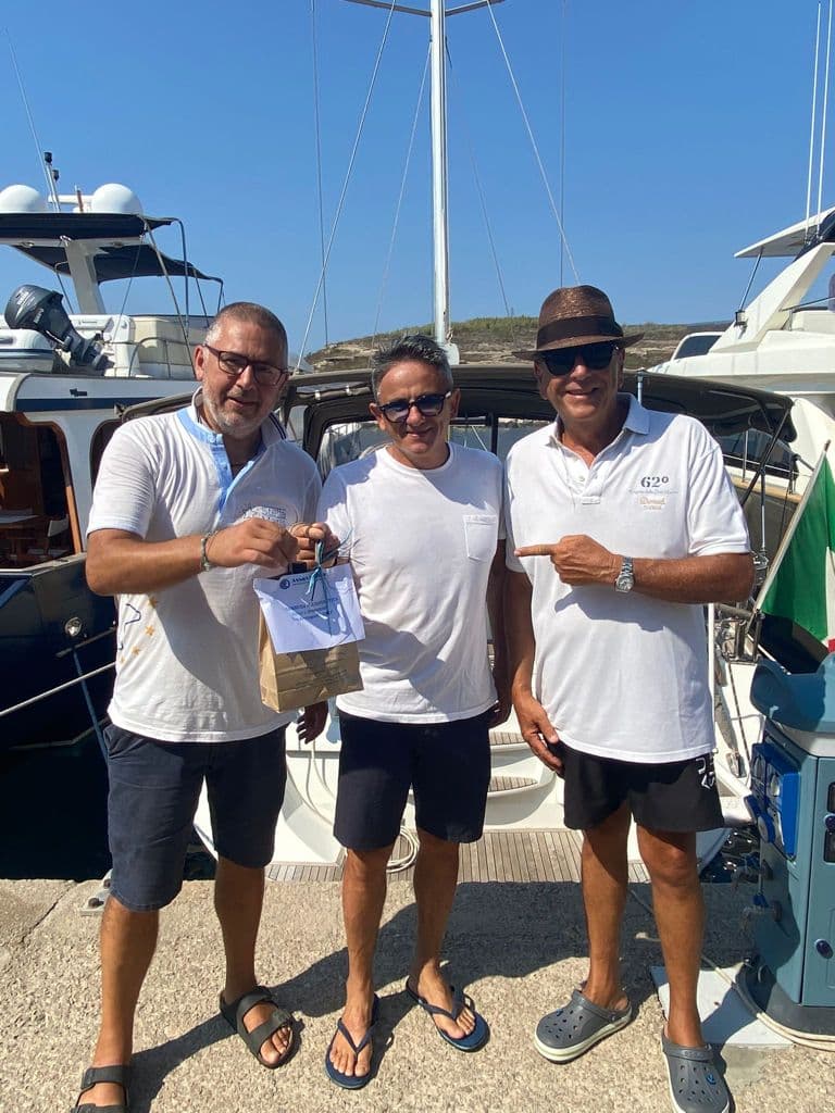 A Ventotene si festeggia con la cambusa di ASSONAUTICA
