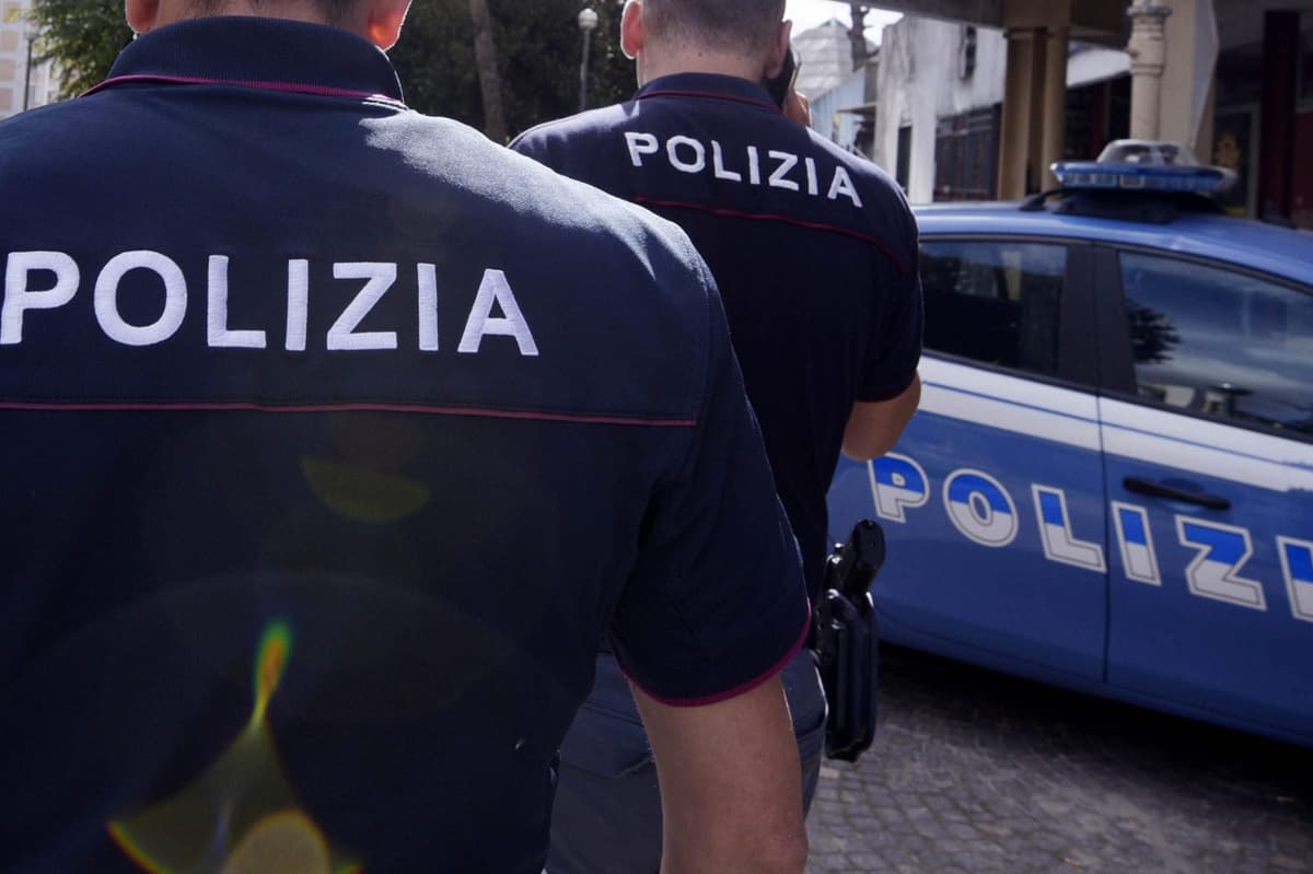 Polizia interviene in 15 case popolari occupate abusivamente, ora andranno agli aventi diritto