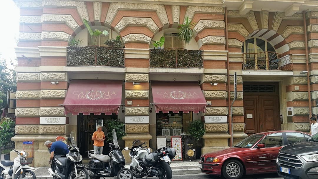 Formia: 27 settembre - presso il Bar Impero