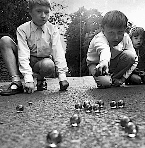 Giochi di una volta nel Golfo di Gaeta e non solo