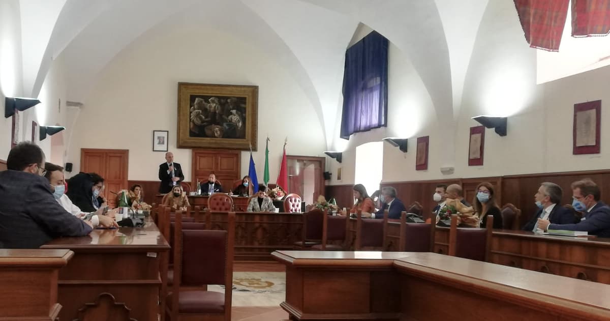 MINTURNO, LETTERA DAI CONSIGLIERI DI FDI AL PREFETTO PER TUTELARE PREROGATIVE DELLE MINORANZE CONSILIARI