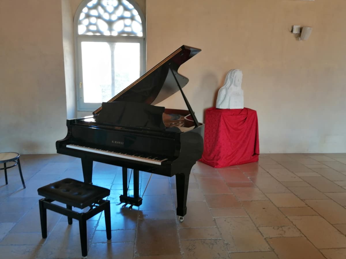 Fondi: lezioni e prove gratuite per imparare a suonare uno strumento