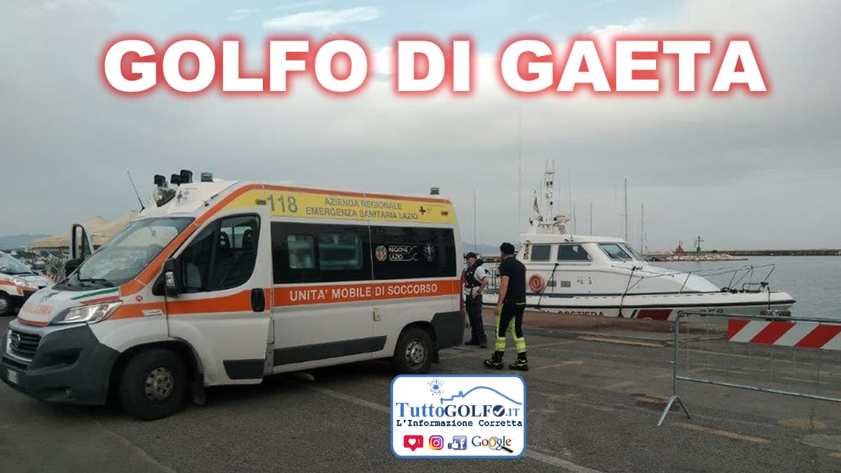 Gaeta: Guardia Costiera salva due diportisti, l'imbarcazione in fiamme