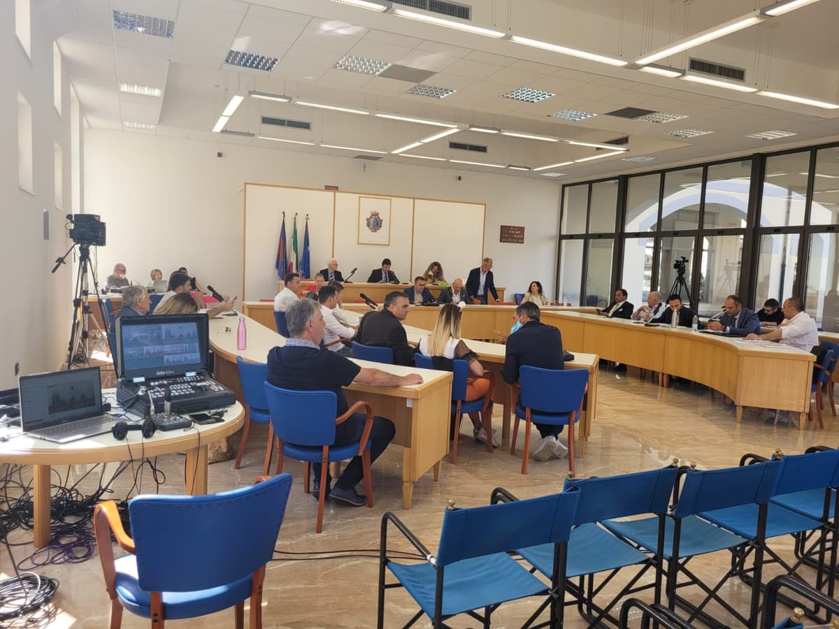 Fondi: il resoconto del Consiglio comunale del 30 novembre 2023