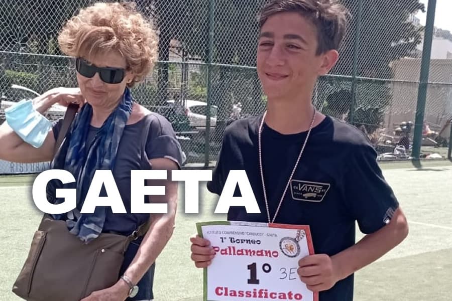 Gaeta: battaglia gli alunni delle terze classi dell’Istituto Comprensivo G. Carducci per aggiudicarsi il primo Torneo di Pallamano