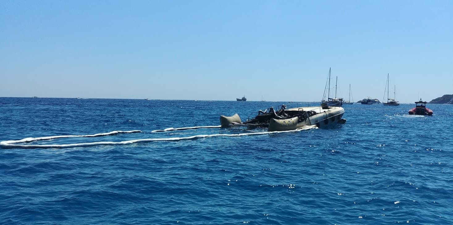 Ponza: Recuperato natante affondato in località Frontone