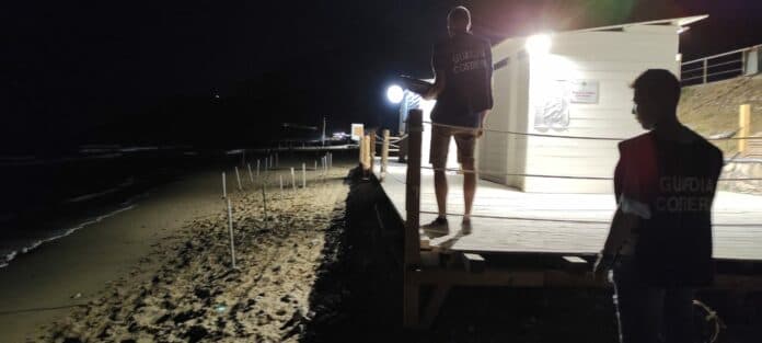 Golfo di Gaeta: sanzioni ad attività di noleggio attrezzature balneari