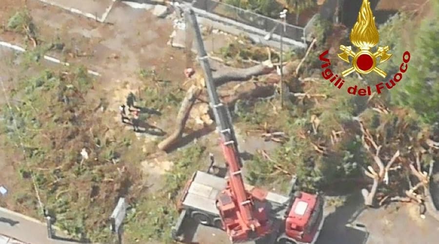 Maltempo: 300 le richieste di aiuto in poche ore