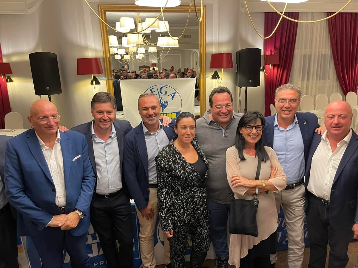 Partecipazione record alla chiusura della campagna elettorale della Lega per il sud pontino