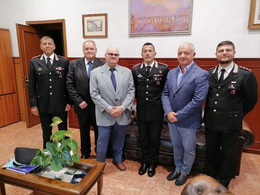 Carabinieri: Tre sottoufficiali pontini dell'Arma lasciano il servizio attivo