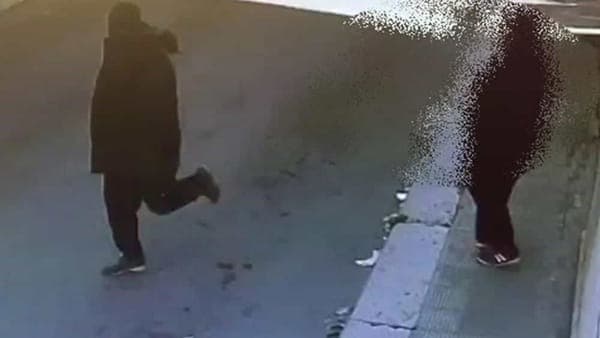 Evade dagli arresti domiciliari e compie una rapina