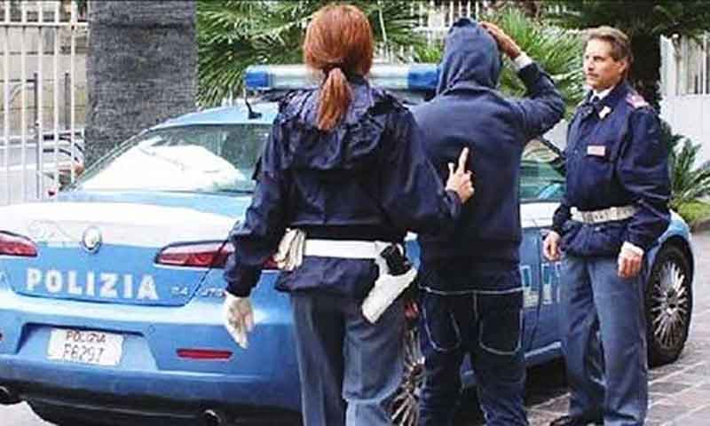 Arrestato per spaccio di sostanza stupefacente